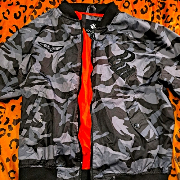 Winter Jacket - Picture 2 of 5